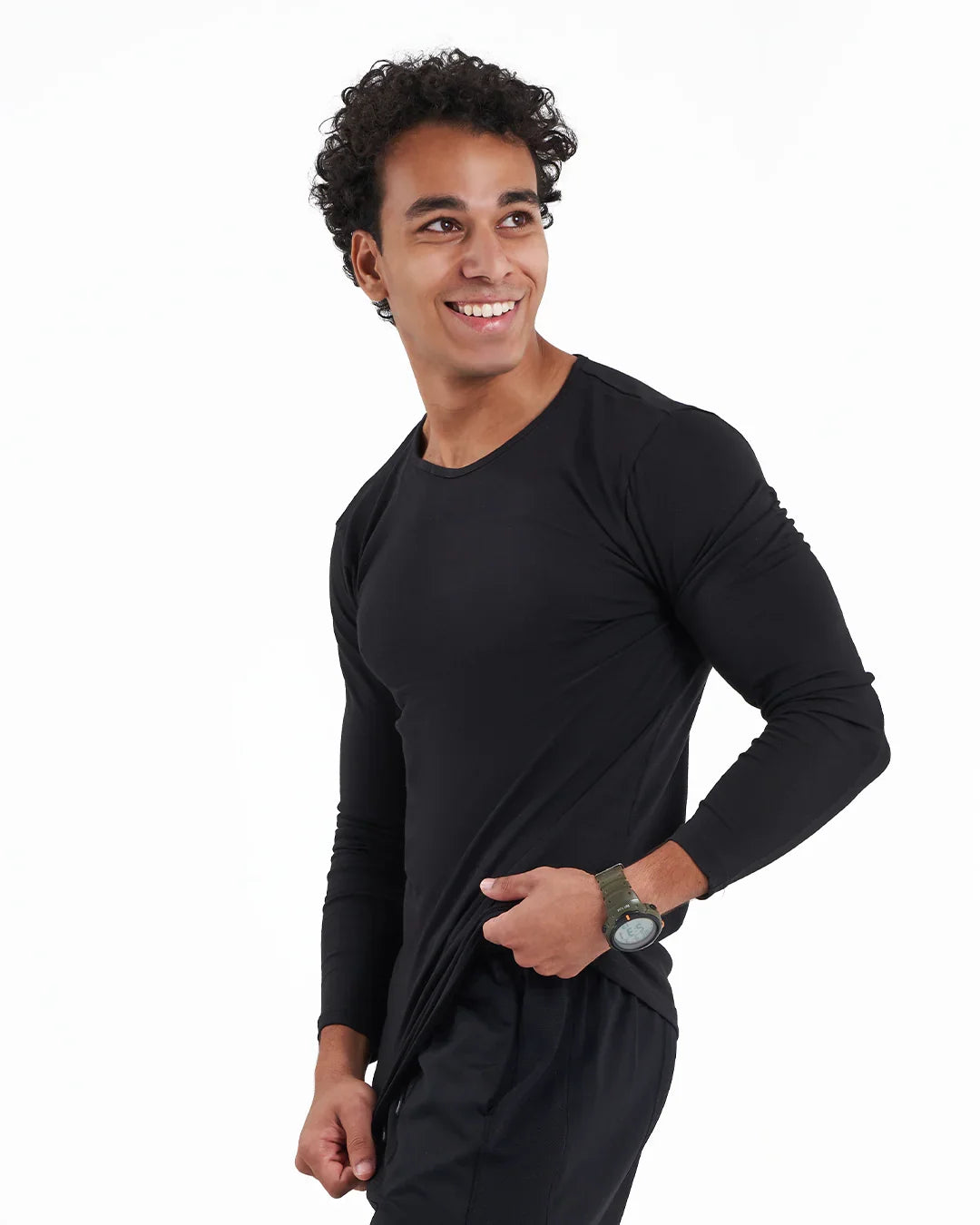 تيشيرت كم قطن أسود بياقة دائرية